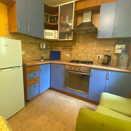 Adventure Apartment Kiev Bagian luar foto