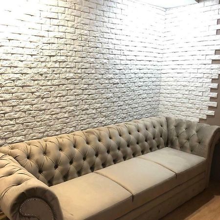 Adventure Apartment Kiev Bagian luar foto
